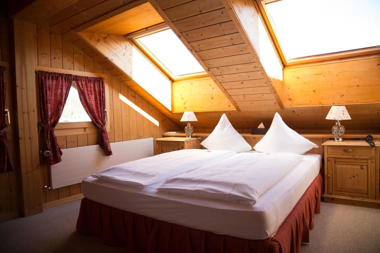 Hotel Bellaval ลากซ์ ภายนอก รูปภาพ